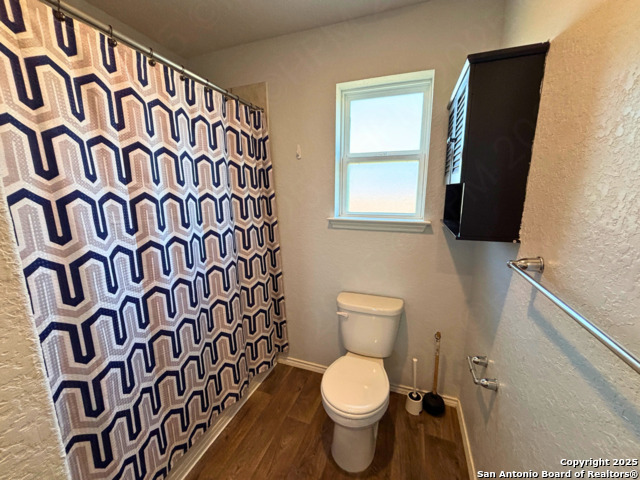 Image 16 of 17 For 5907 Kendall Cove