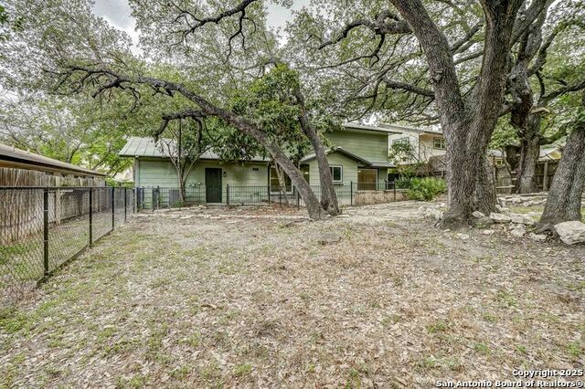 Image 31 of 35 For 1707 Searcy