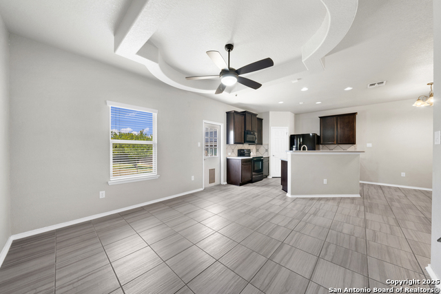 Listing photo id 8 for 11438 Sea Gull Ct