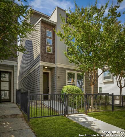 Details for 430 Clay St Unit 11 N, San Antonio, TX 78204