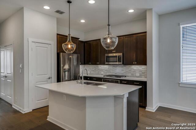 Image 12 of 37 For 430 Clay St Unit 11 N