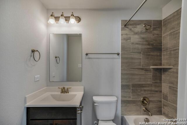 Image 33 of 37 For 430 Clay St Unit 11 N