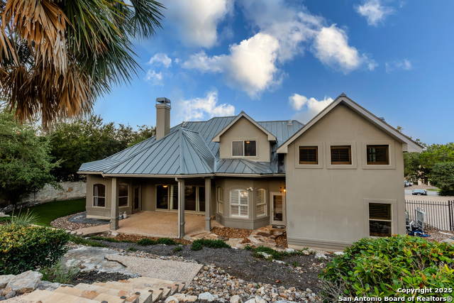 Listing photo id 15 for 20402 Messina