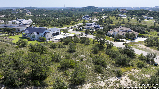 Listing photo id 20 for 25811 Morhiss Point