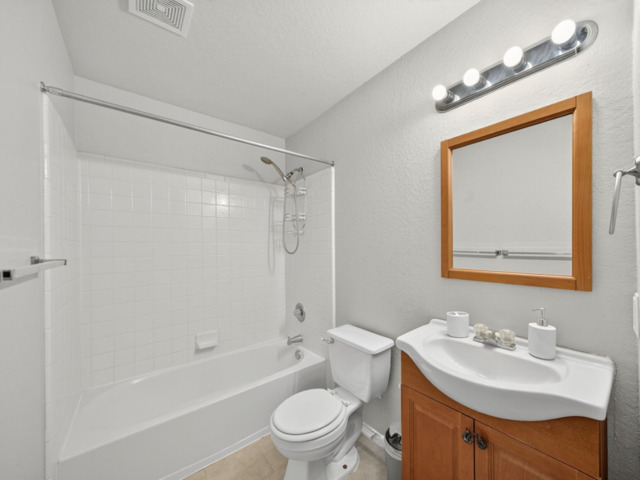 Image 12 of 18 For 120 Angus Way