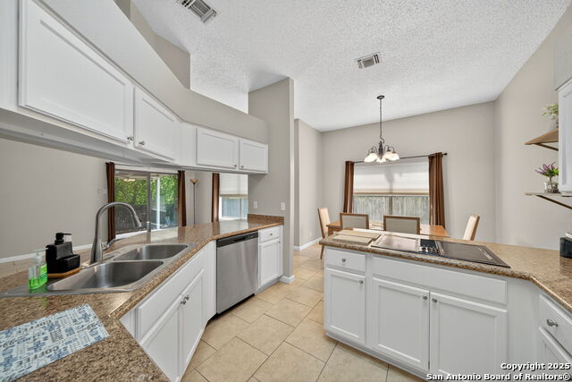 Image 13 of 31 For 8032 Dove Trail