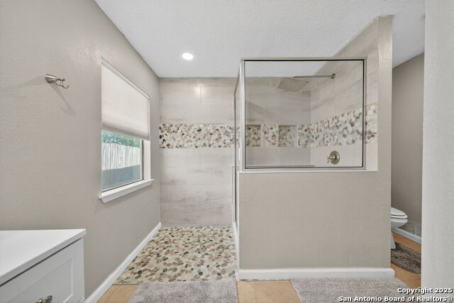 Image 22 of 31 For 8032 Dove Trail