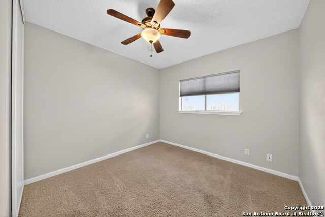 Image 25 of 31 For 8032 Dove Trail