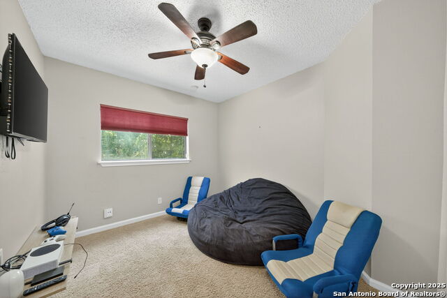 Image 26 of 31 For 8032 Dove Trail