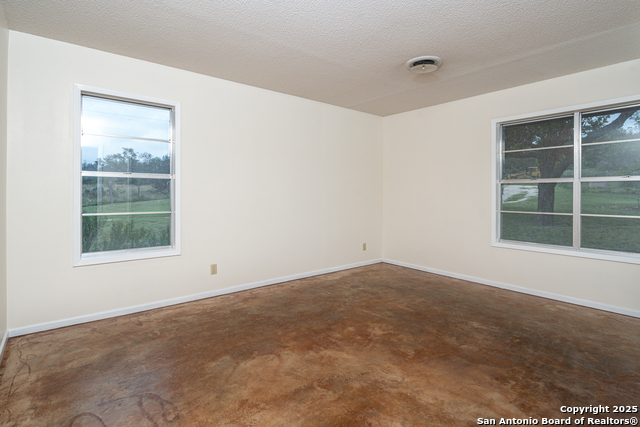 Image 16 of 51 For 542 Fm 473  