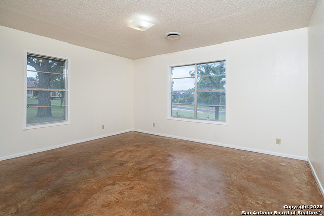 Image 23 of 51 For 542 Fm 473  