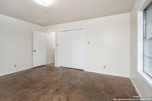 Image 24 of 51 For 542 Fm 473  