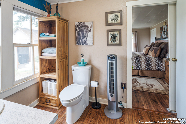 Image 37 of 51 For 542 Fm 473  