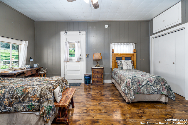 Image 41 of 51 For 542 Fm 473  