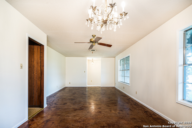 Image 9 of 51 For 542 Fm 473  