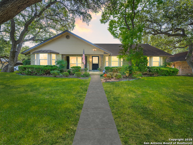 Listing photo id 1 for 11530 Whisper Moss