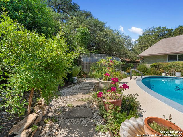 Listing photo id 30 for 11530 Whisper Moss