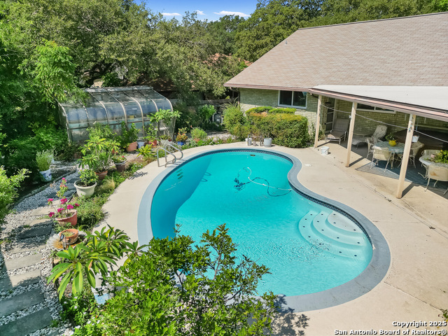 Listing photo id 38 for 11530 Whisper Moss