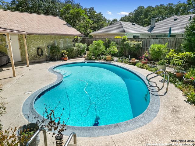 Listing photo id 39 for 11530 Whisper Moss