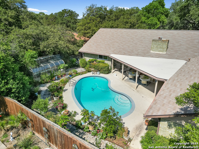 Listing photo id 40 for 11530 Whisper Moss