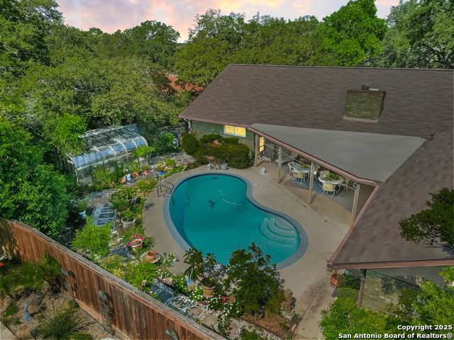 Listing photo id 41 for 11530 Whisper Moss