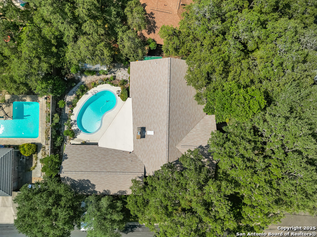 Listing photo id 43 for 11530 Whisper Moss