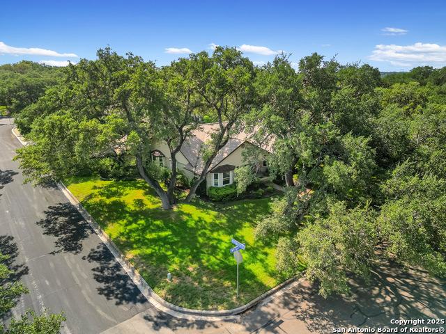 Listing photo id 44 for 11530 Whisper Moss