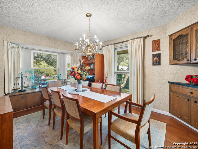 Listing photo id 7 for 11530 Whisper Moss