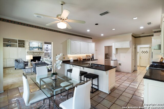 Image 11 of 45 For 2663 Rim Oak