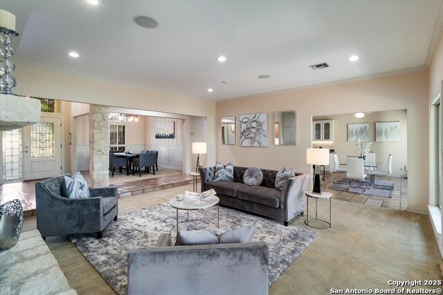 Image 3 of 45 For 2663 Rim Oak