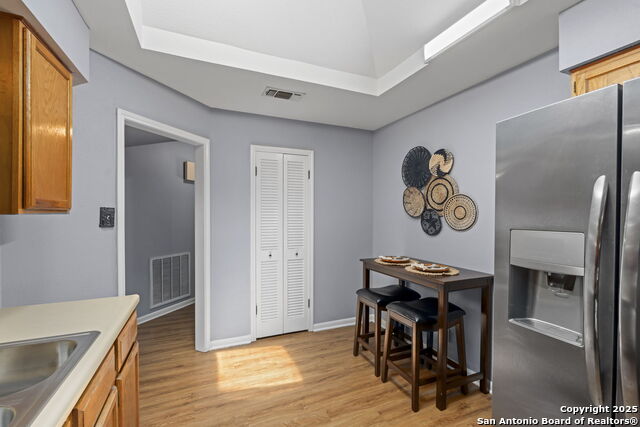 Image 14 of 33 For 10311 Grand  