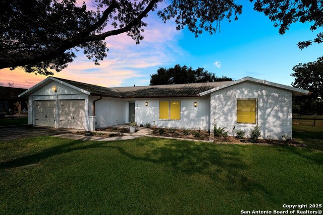 Details for 903 River Oak, Seguin, TX 78155