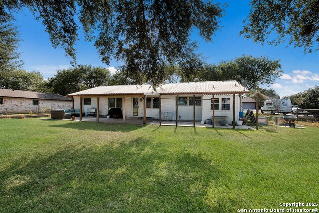 Image 28 of 29 For 903 River Oak