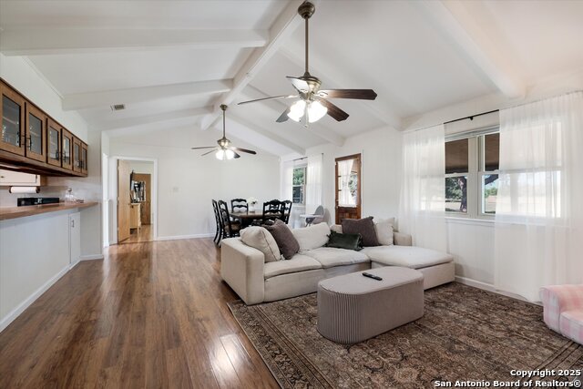 Image 5 of 29 For 903 River Oak