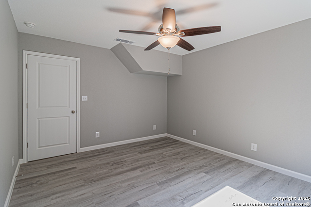 Image 22 of 48 For 4935 Bartmer