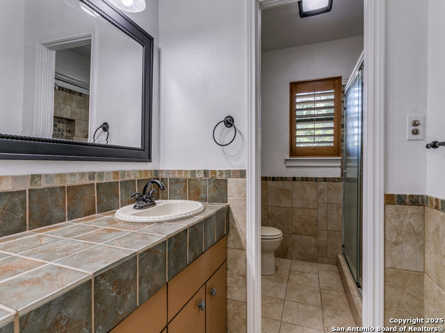 Image 18 of 25 For 249 Ralston Dr