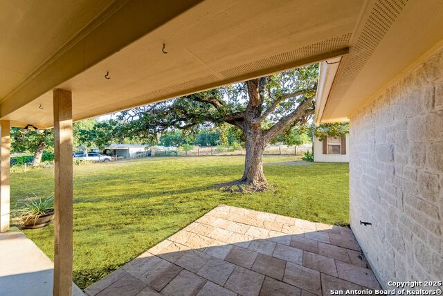 Image 14 of 57 For 1213 Hillside Oaks Dr