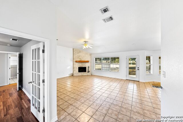 Image 15 of 57 For 1213 Hillside Oaks Dr