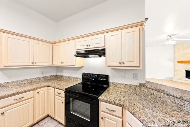 Image 24 of 57 For 1213 Hillside Oaks Dr