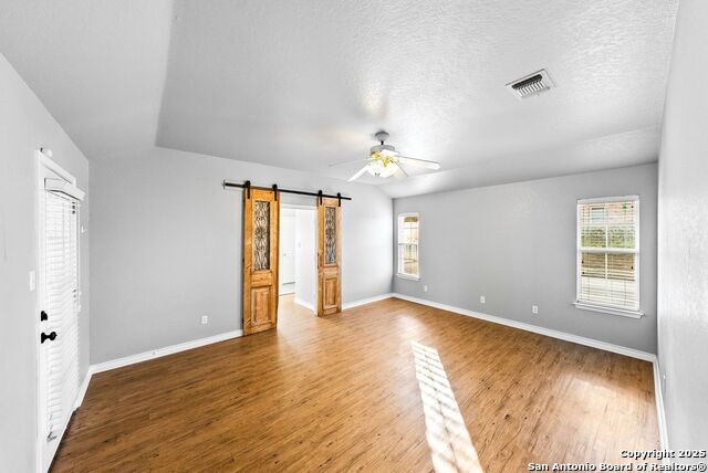 Image 27 of 57 For 1213 Hillside Oaks Dr