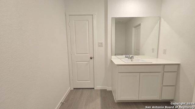 Image 8 of 17 For 3605 Swift Fox