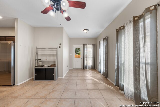 Image 11 of 35 For 144 Whitewing Way