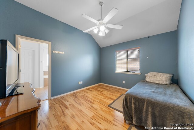 Image 20 of 35 For 144 Whitewing Way