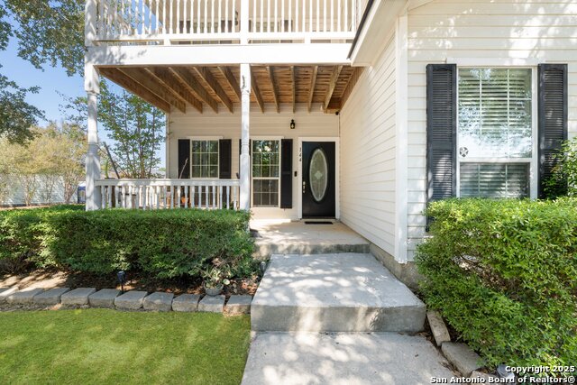 Image 4 of 35 For 144 Whitewing Way