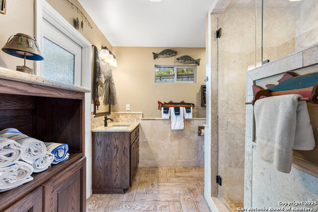 Image 35 of 41 For 259 Oak Hideaway