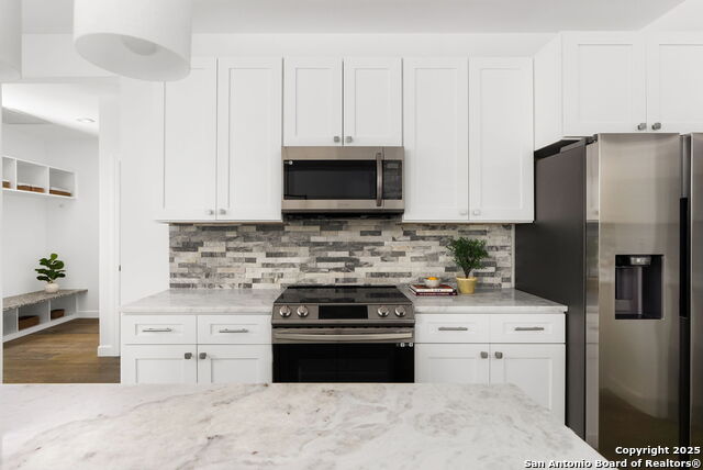 Image 11 of 27 For 310 Shayla