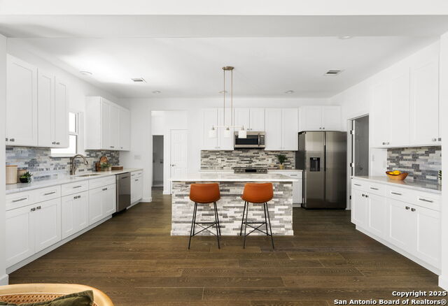 Image 5 of 27 For 310 Shayla