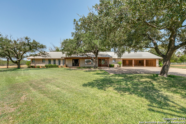 Details for 707 Berry Ranch, Pearsall, TX 78061