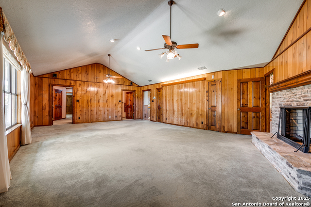 Image 13 of 40 For 707 Berry Ranch