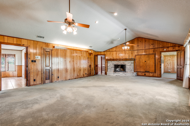 Image 15 of 40 For 707 Berry Ranch